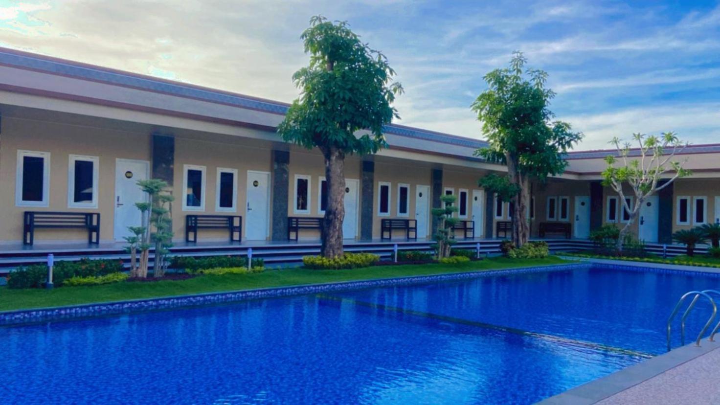 Nio Garden Hotel Sumbawa Ngoại thất bức ảnh